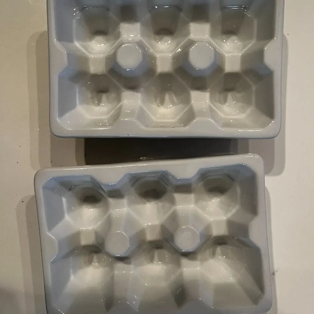 Hard Boiled Egg Porcelain Serving Tracys (Holds 12 Eggs) (h/x)‎